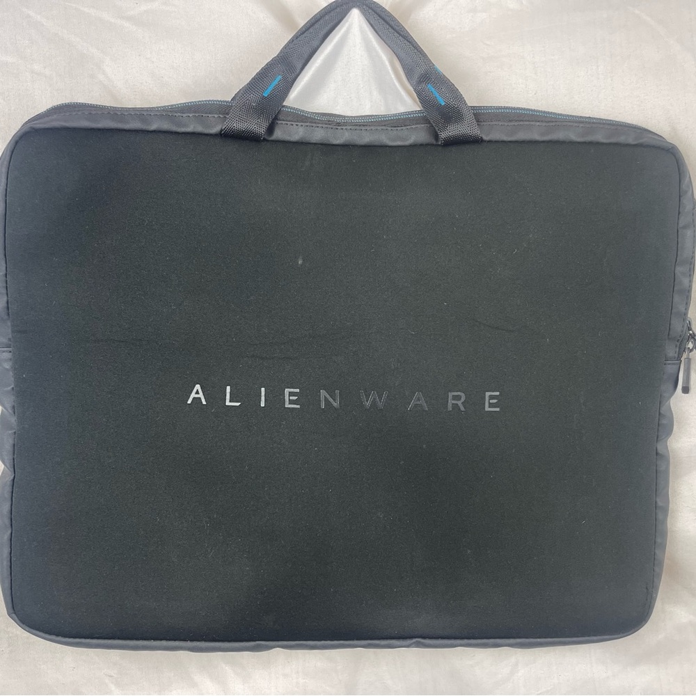 Alienware 17”+ computer Sleeve neoprene
